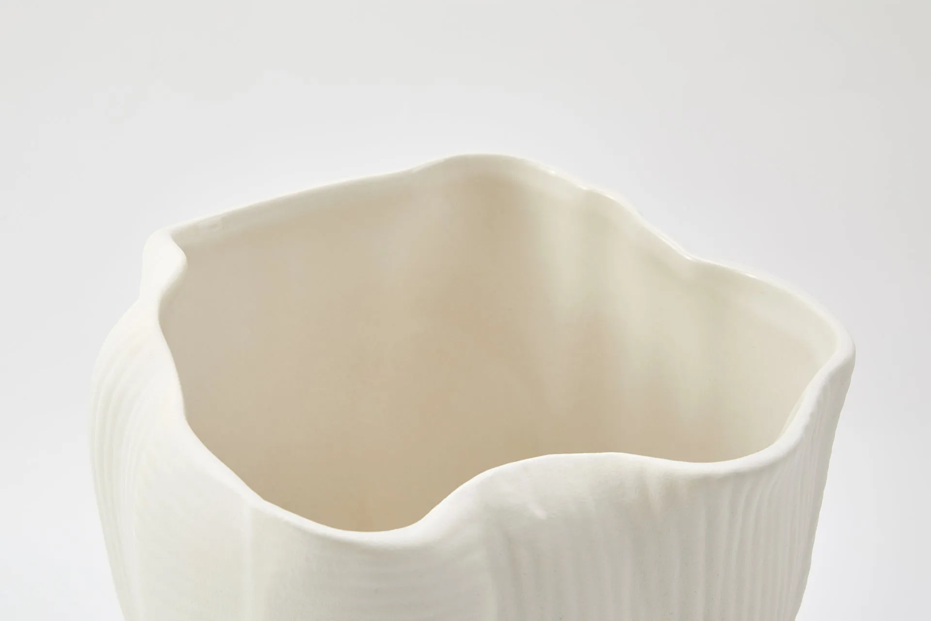 A The Foundry House Umi Vase Ivory