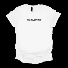 SUNNMØRING UNISEX Sunnmørs TEE t-skjorte med Sunnmørs-sitat og uttrykk